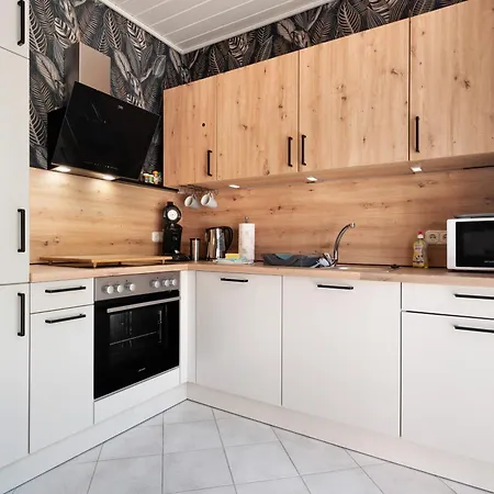 Wilma Spetzerfehn 아파트 *