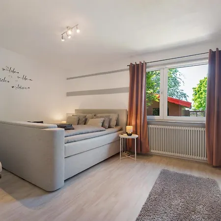 Wilma Spetzerfehn 아파트 *